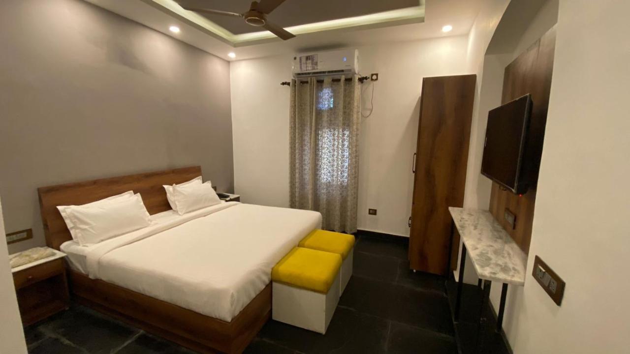 Meeram Ganga, A Heritage Stay By The Ganges At Triveni Ghat Rishīkesh Exterior foto